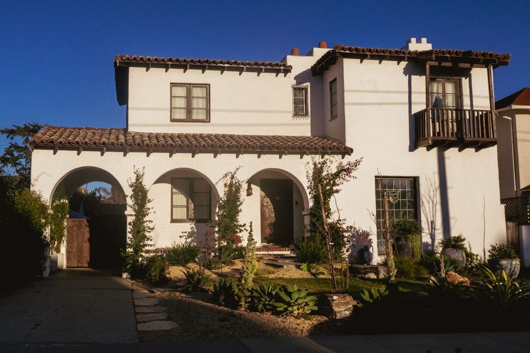 hollywood mansion exterior